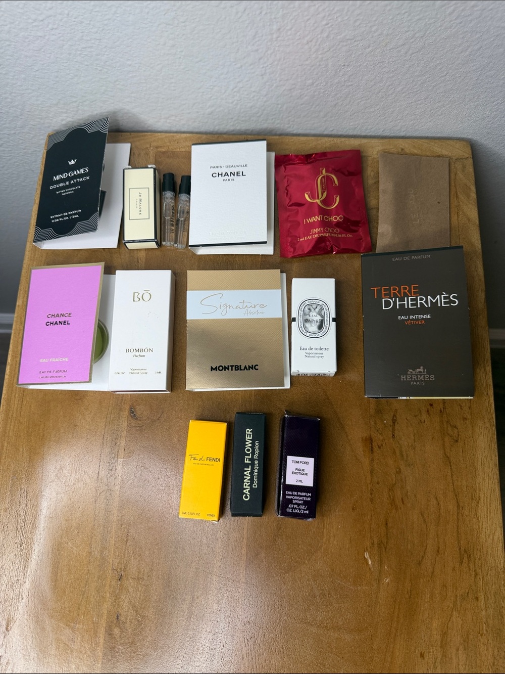 Lot of 14 High End Designer Perfume Samples